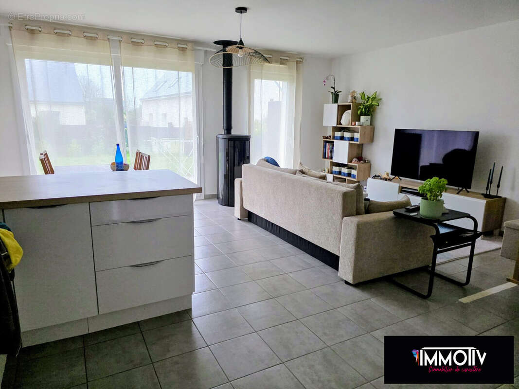 Maison à PLOUMOGUER