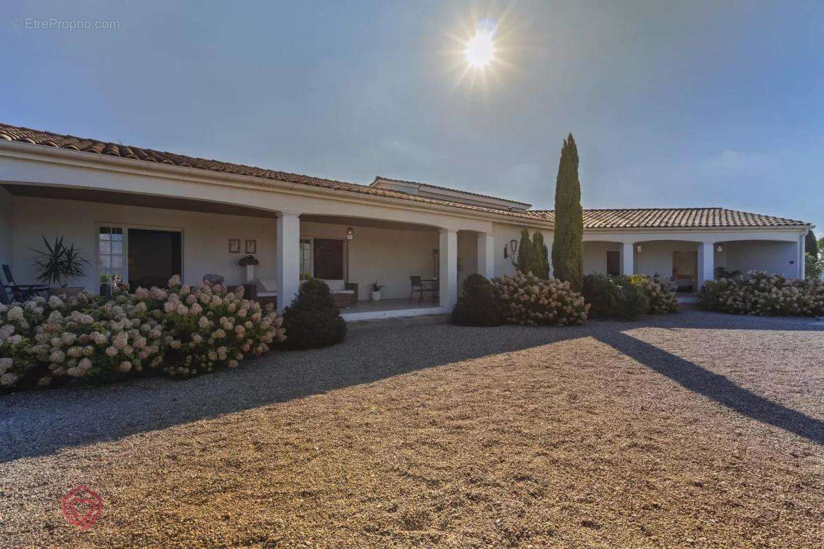 Maison à LEZIGNAN-CORBIERES