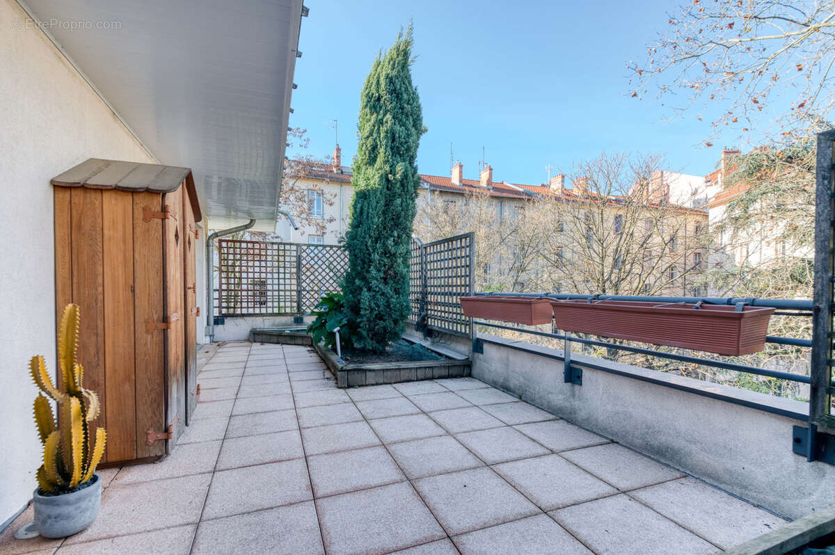 Appartement à LYON-3E