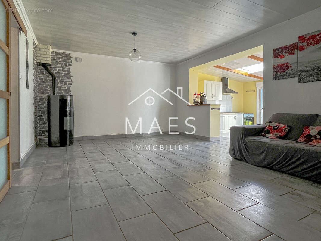 Maison à WAMBRECHIES
