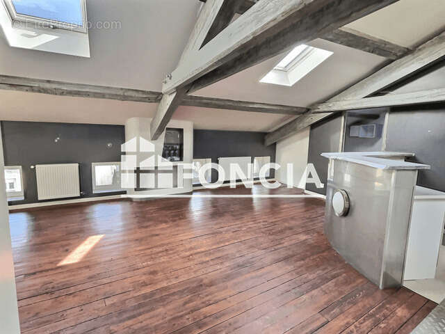 Appartement à LA SEAUVE-SUR-SEMENE