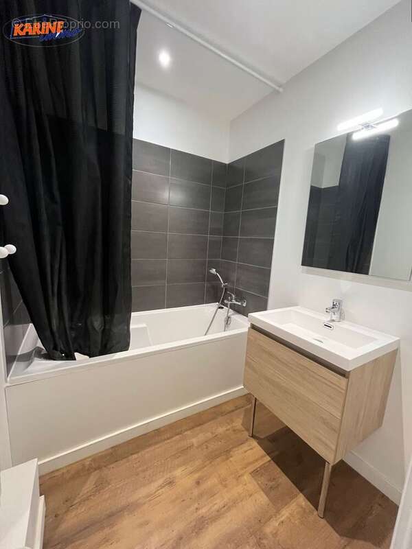 Maison 80 m² à Cailloux-Sur-Fontaines  - photo 8