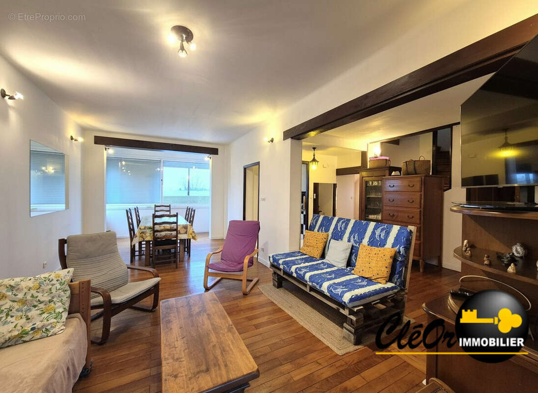 Maison à SENNECEY-LE-GRAND