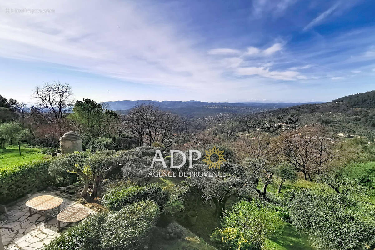 Appartement à GRASSE