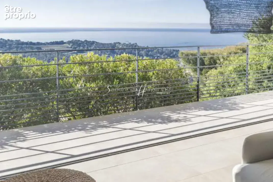 Maison 6 pièces 185 m² à vendre à La Croix-Valmer (83420) - photo 4