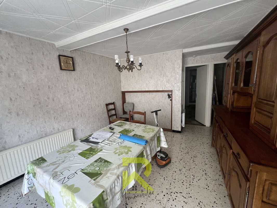 Maison à FLORENSAC