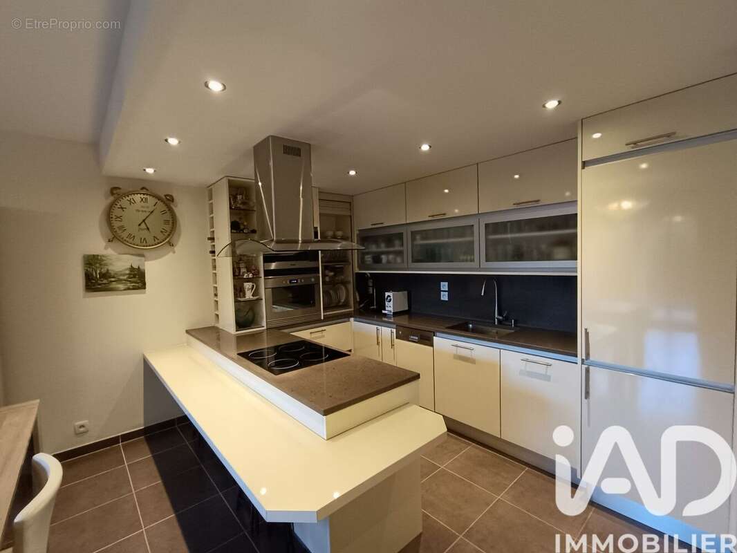 Photo 5 - Appartement à VIRY