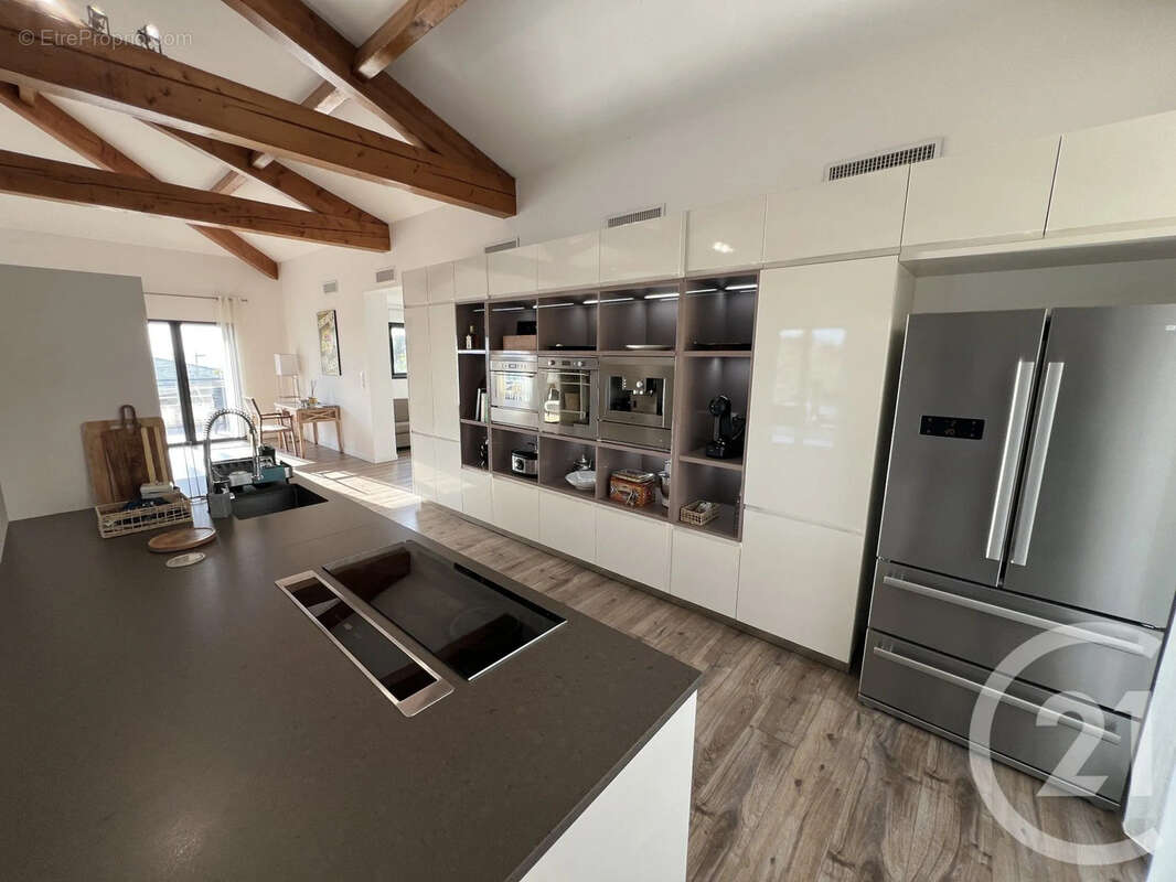 Appartement 200 m² à Santa-Maria-Di-Lota  - photo 11