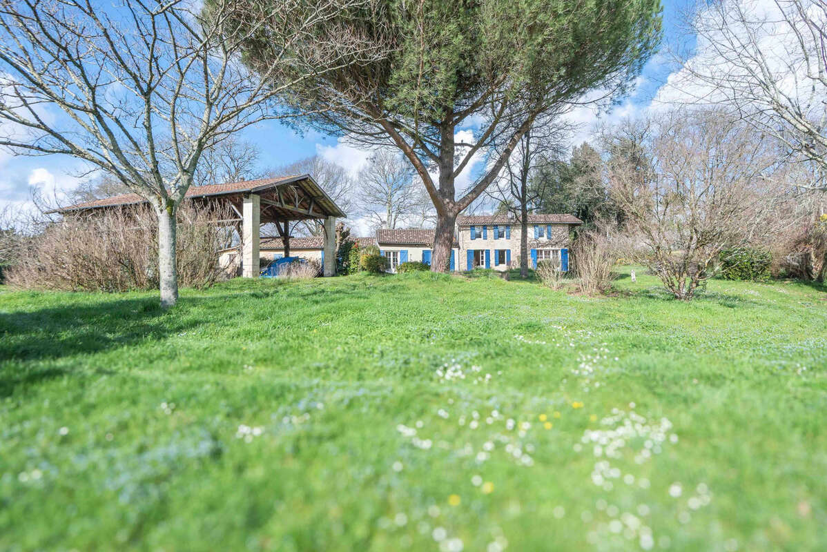 Maison à LATRESNE