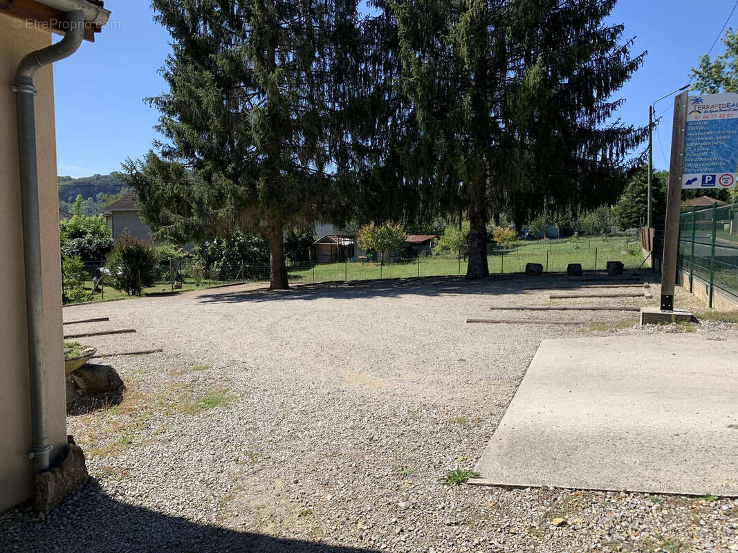 Maison à TERRASSON-LAVILLEDIEU