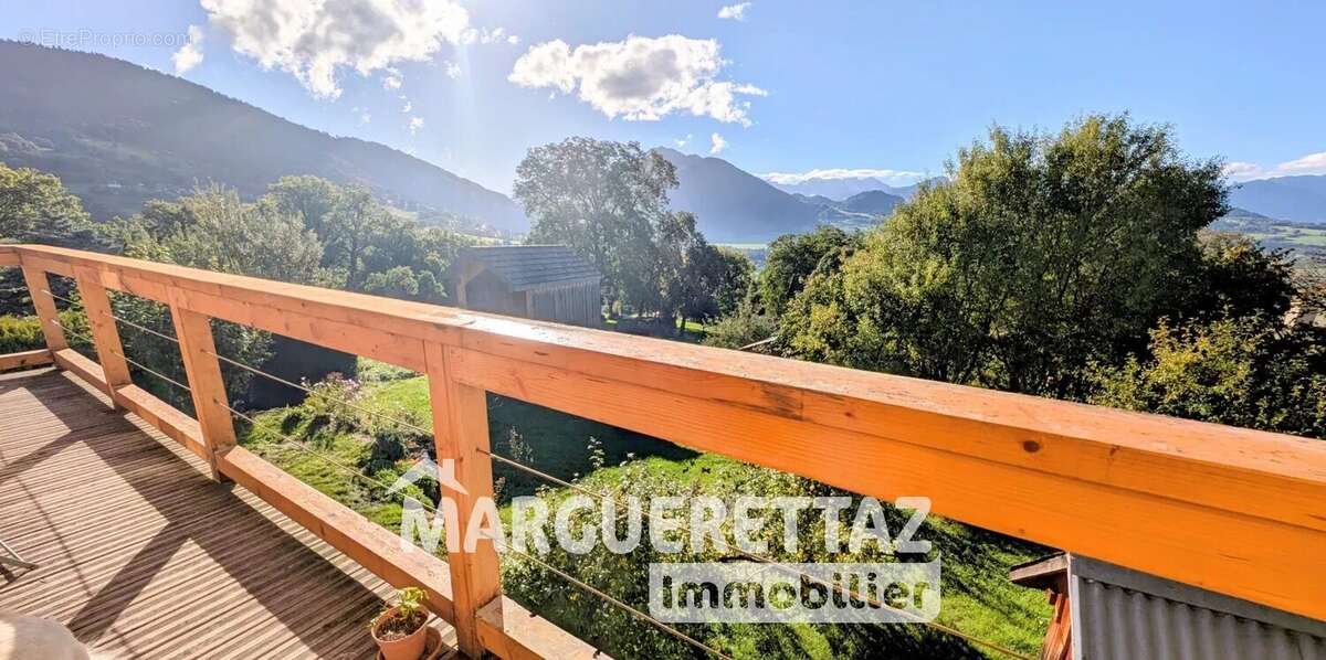 Maison à VIUZ-EN-SALLAZ