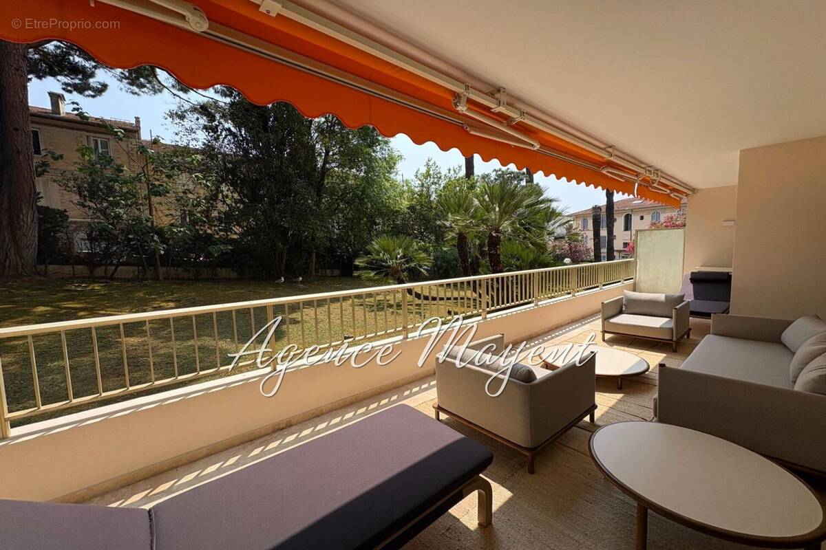Appartement à CANNES