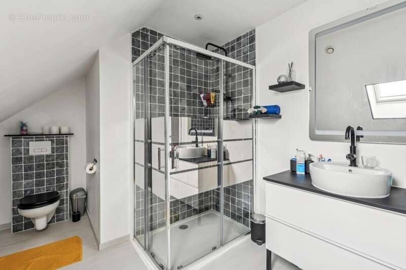 Maison à BELLEVILLE-SUR-MER