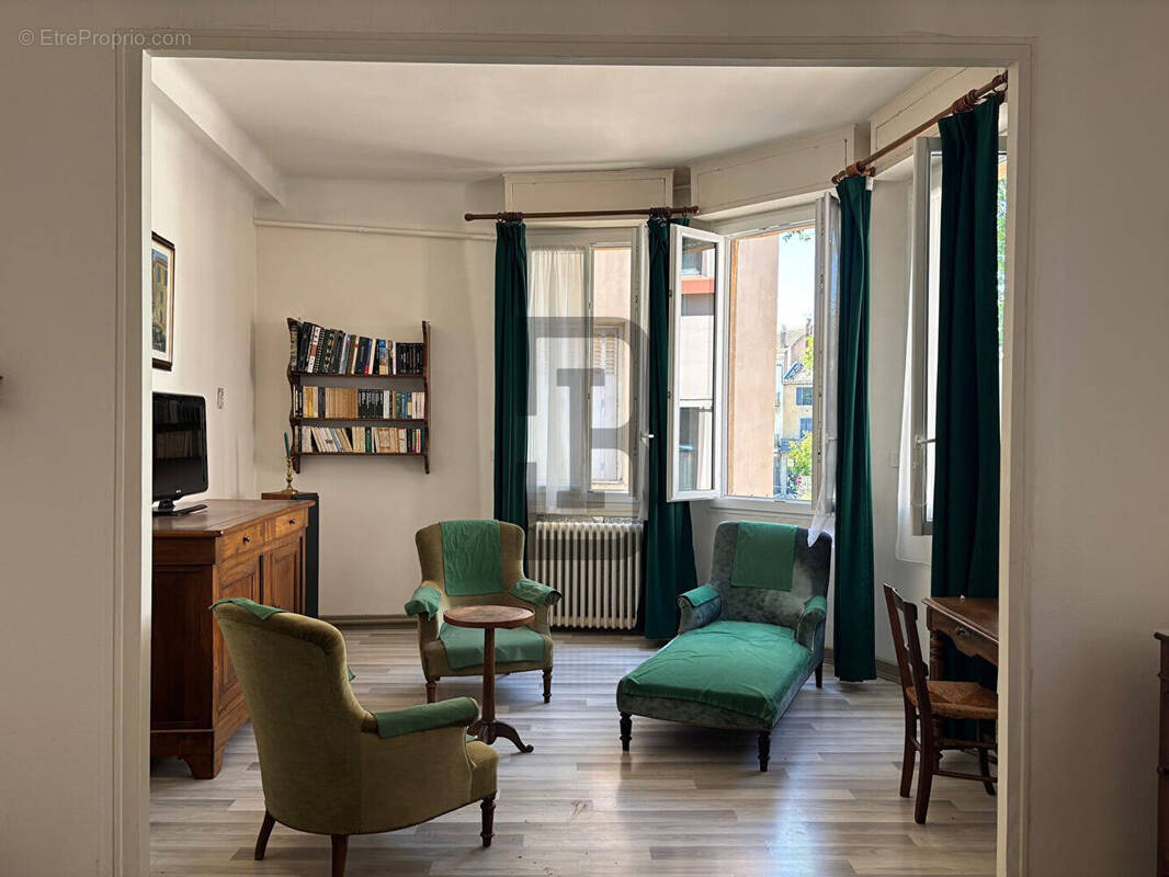 Appartement à CARCASSONNE