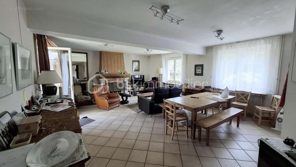 Maison familliale en pierre - photo 3