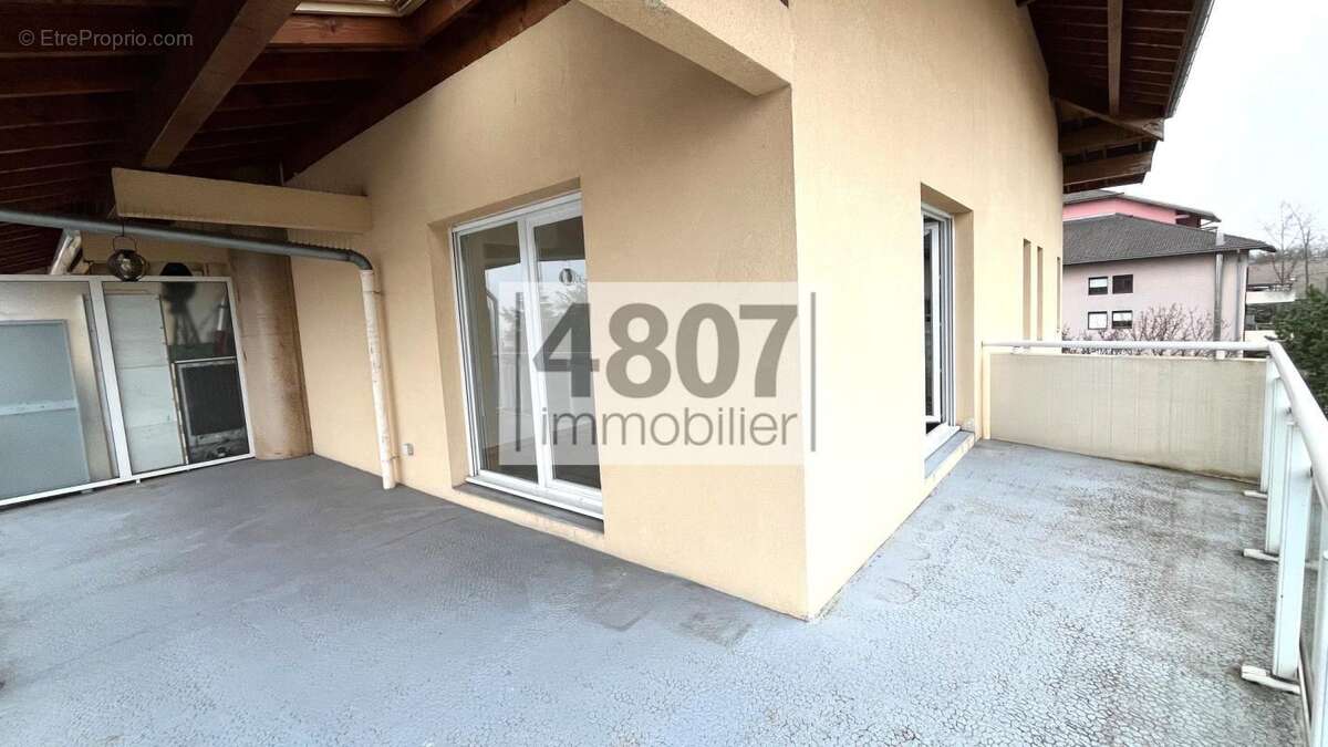 Appartement à SAINT-JULIEN-EN-GENEVOIS