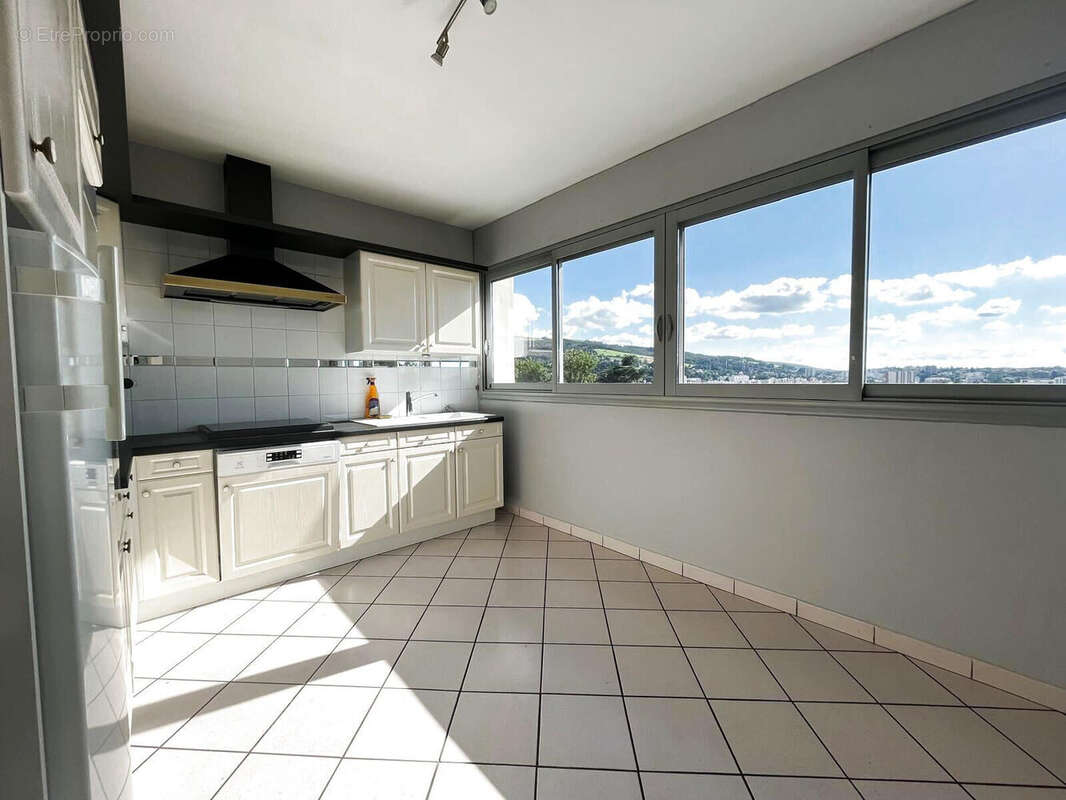 Photo 2 - Appartement à SAINT-ETIENNE
