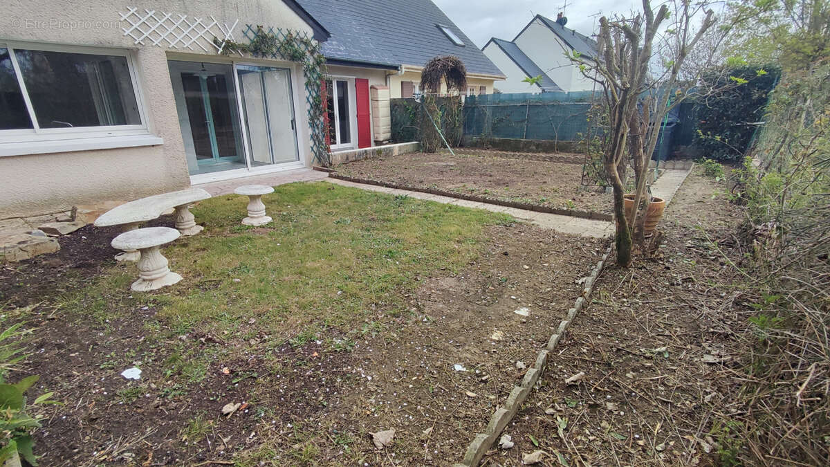 Maison à SAINT-BERTHEVIN