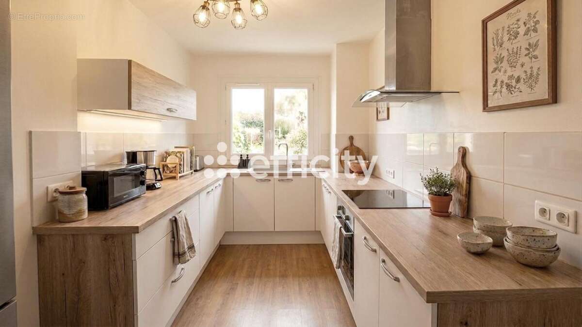 Appartement à LE PLESSIS-ROBINSON