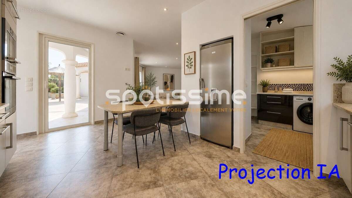Maison de plain-pied avec piscine lagon sur 915 m² de terrain  Le Grau d'Agde, quartier Baluffe - photo 11