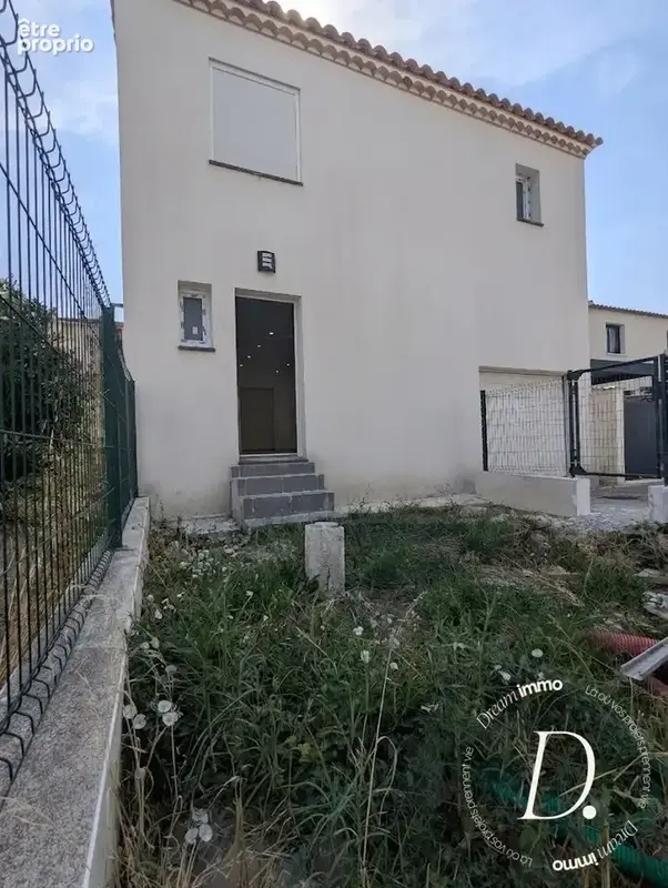 Maison 93 m² à Arles  - photo 4
