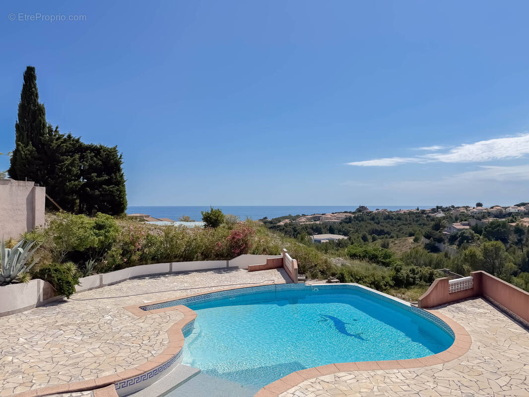 Maison à SAUSSET-LES-PINS