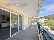 Appartement à ENSUES-LA-REDONNE