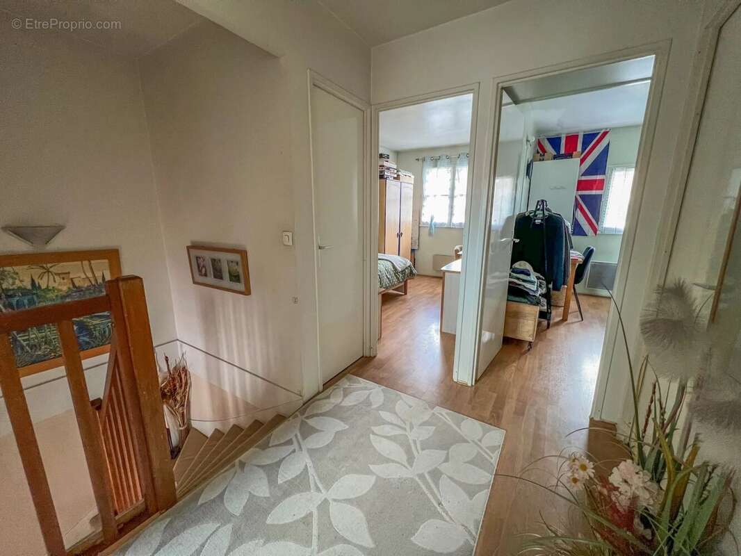 Maison à MONTIGNY-LE-BRETONNEUX