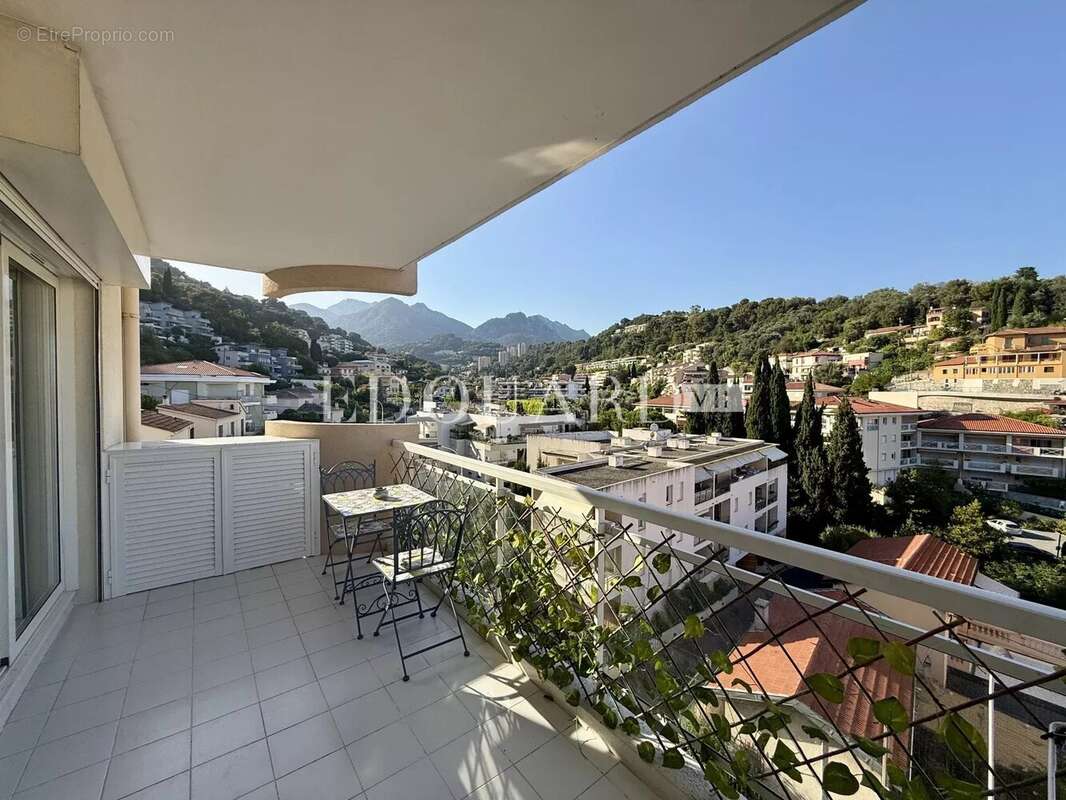 Appartement à ROQUEBRUNE-CAP-MARTIN