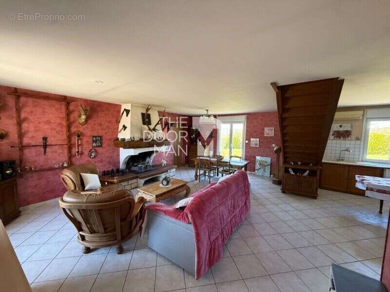 Maison à DOULAINCOURT-SAUCOURT