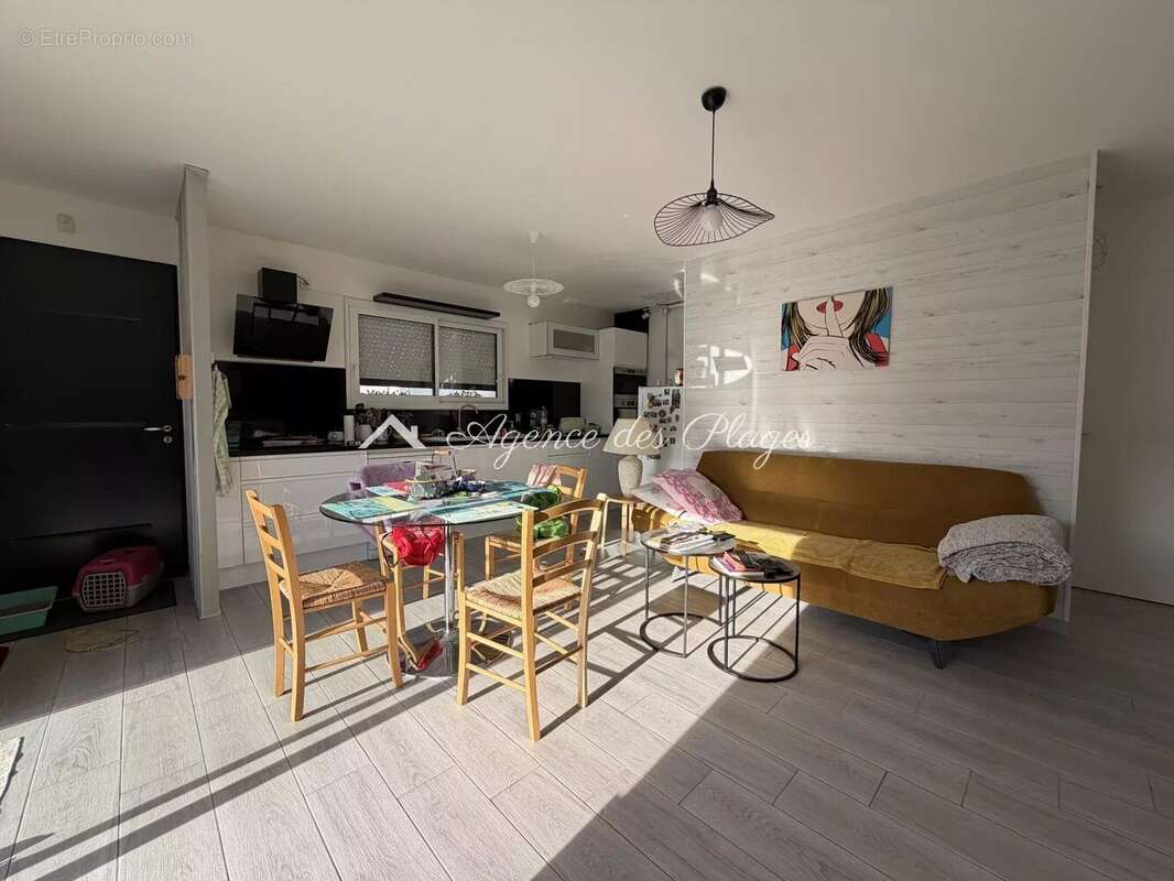 Maison à MESCHERS-SUR-GIRONDE