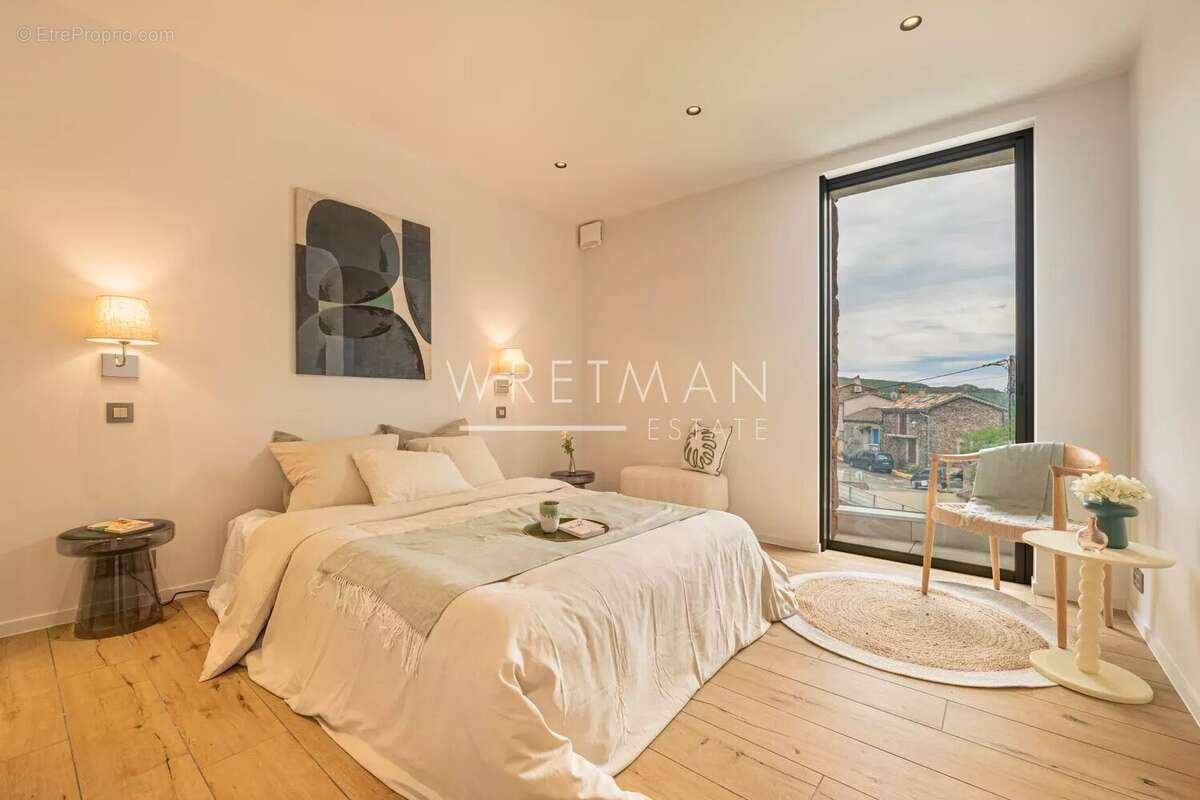 Appartement à LES ADRETS-DE-L'ESTEREL