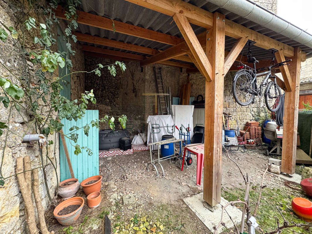 Maison à LAROQUE-TIMBAUT