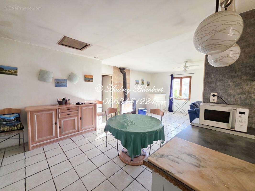 Maison à PIERREVERT