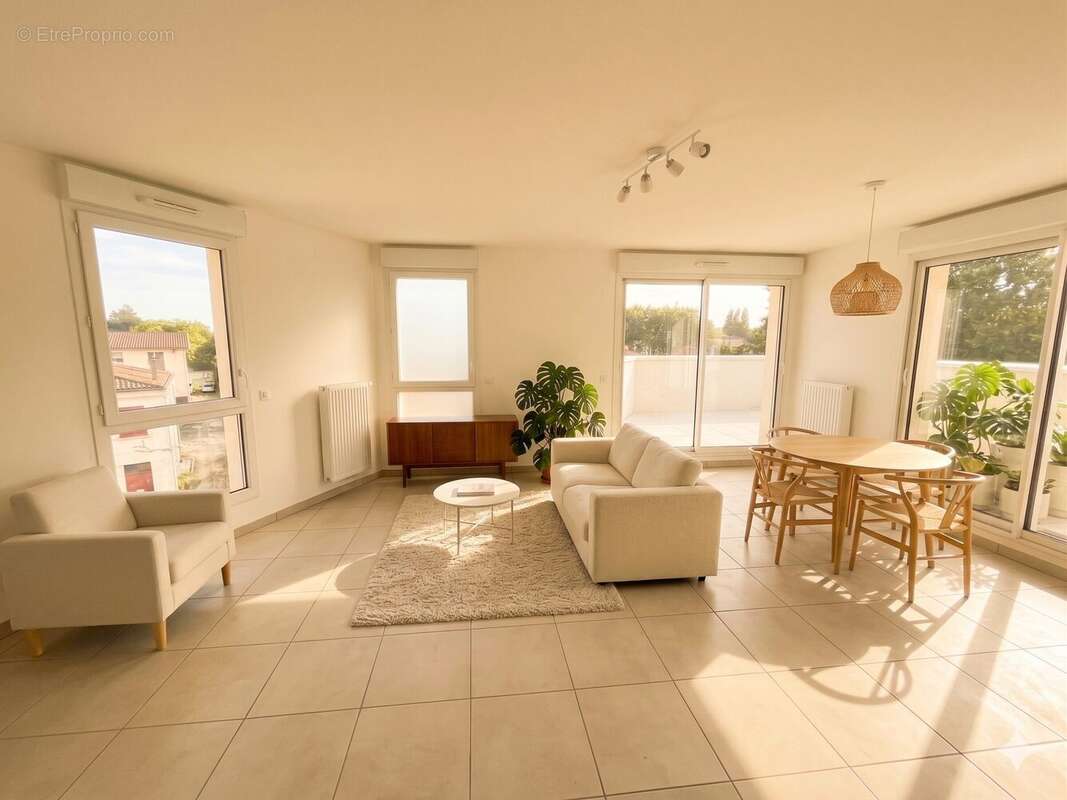 Appartement à SAINT-MEDARD-EN-JALLES