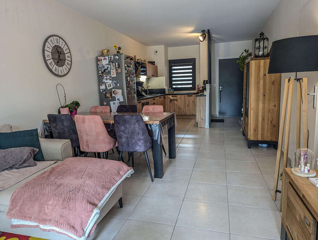Appartement à BASSENS