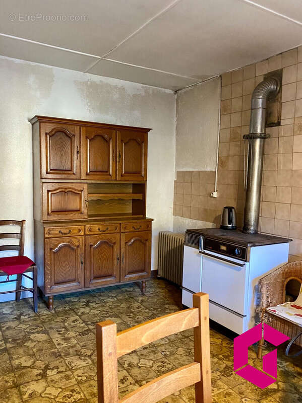 Maison à AUGEROLLES