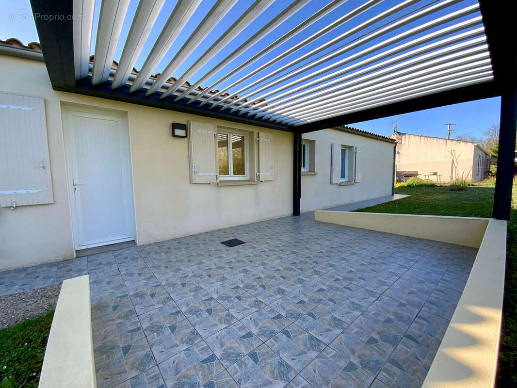 Maison à PONS