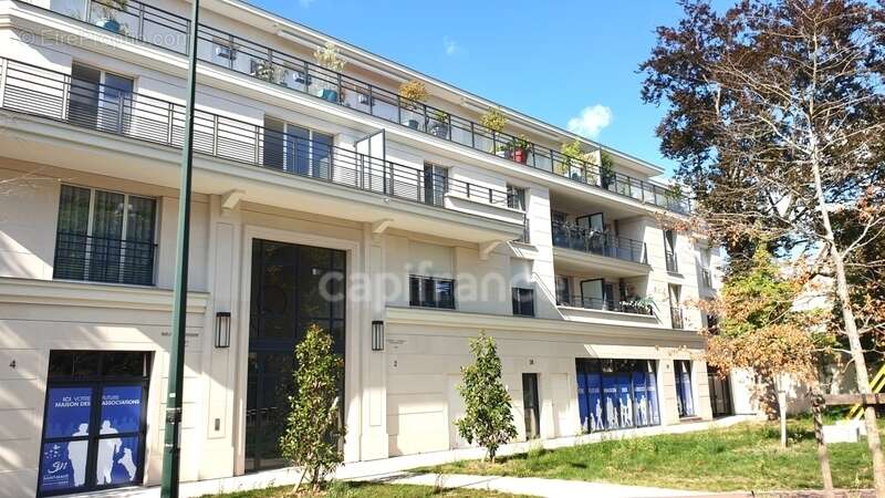Appartement à SAINT-MAUR-DES-FOSSES