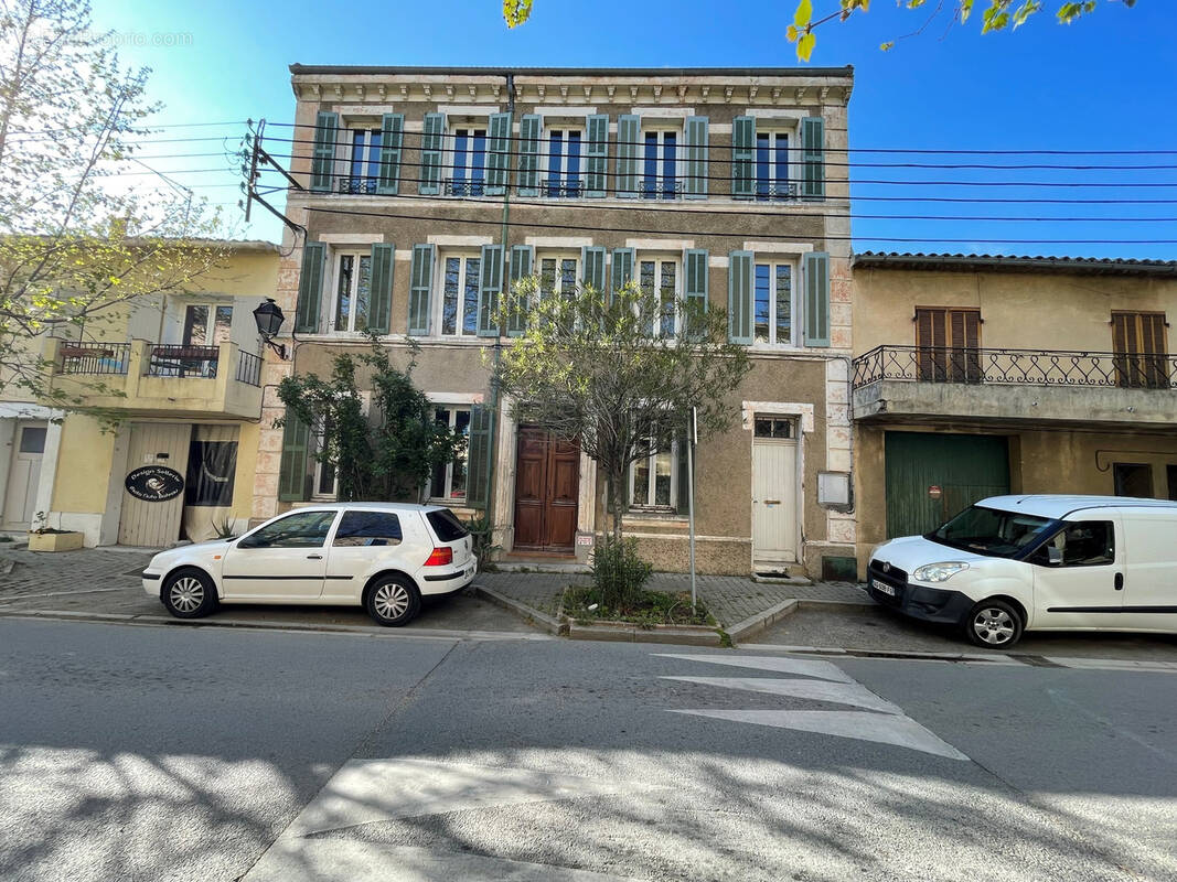 Maison à PLAN-DE-LA-TOUR