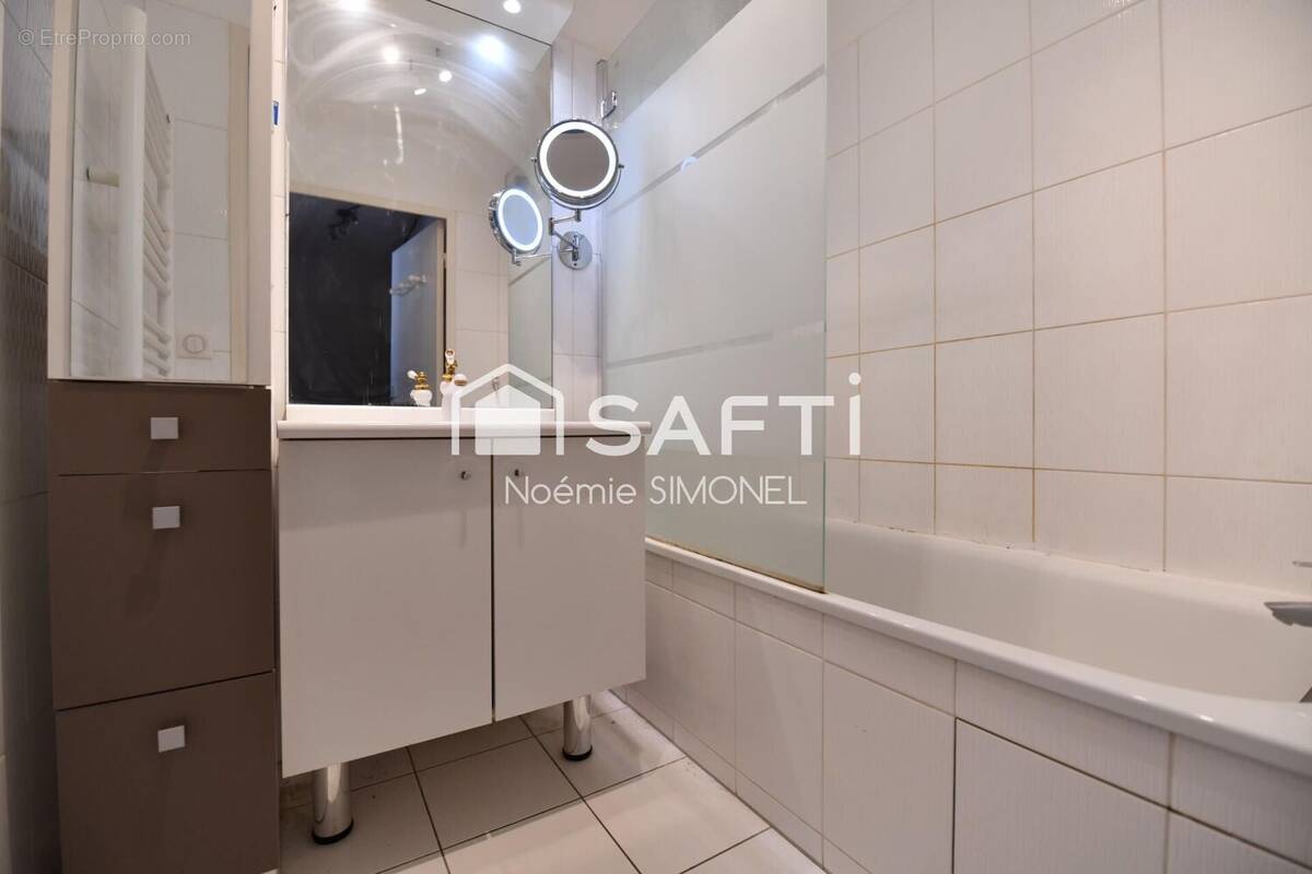 Photo 1 - Appartement à NANTERRE