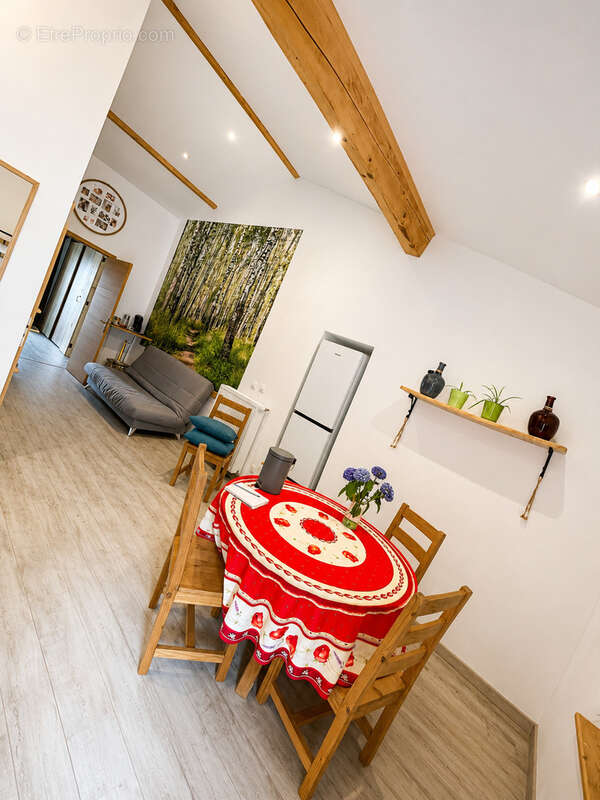 Maison 152 m² à Saint-Julien-Molin-Molette  - photo 8