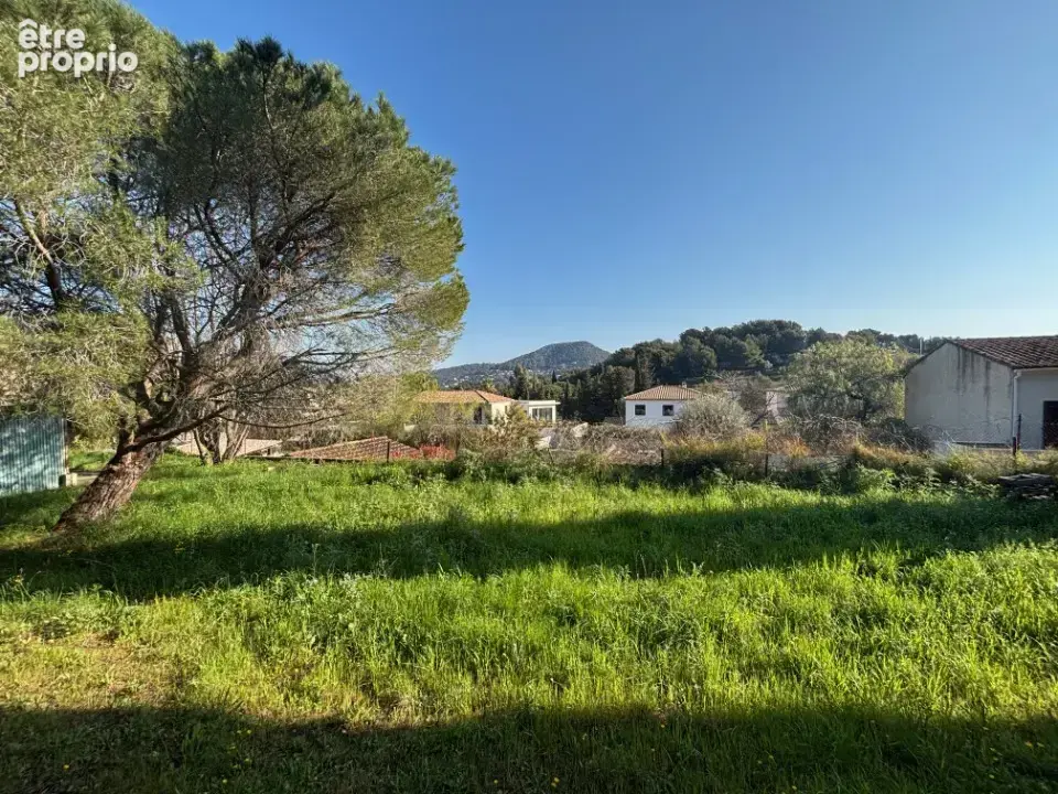 Photo Terrain à Carqueiranne au prix de 400 000€