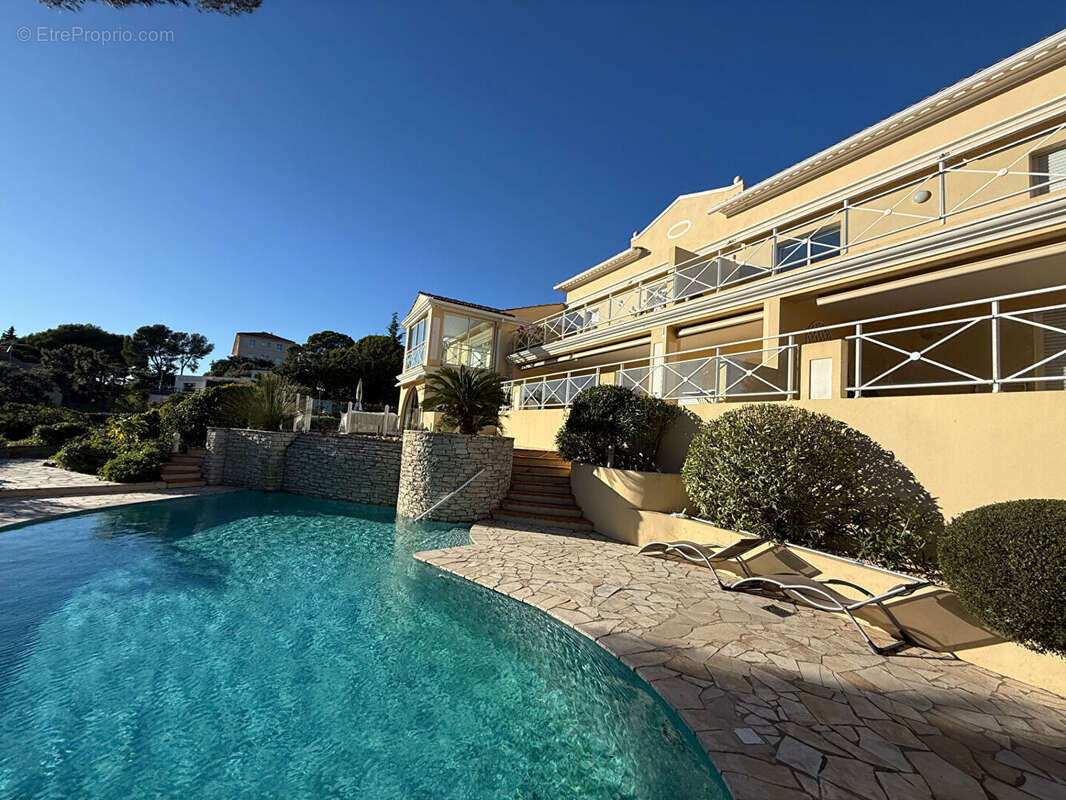 Appartement à SAINT-RAPHAEL