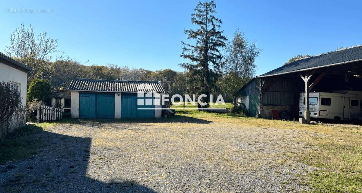 Maison à FRESNAY-SUR-SARTHE