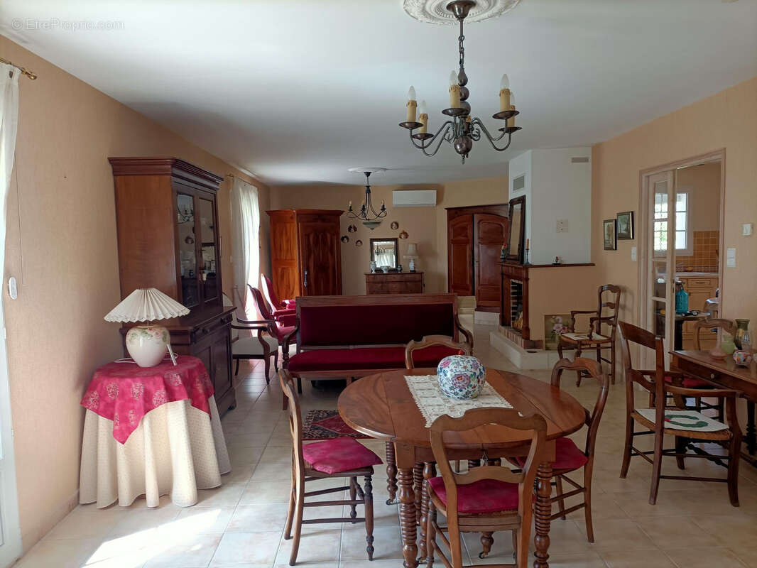 Maison à VAREN