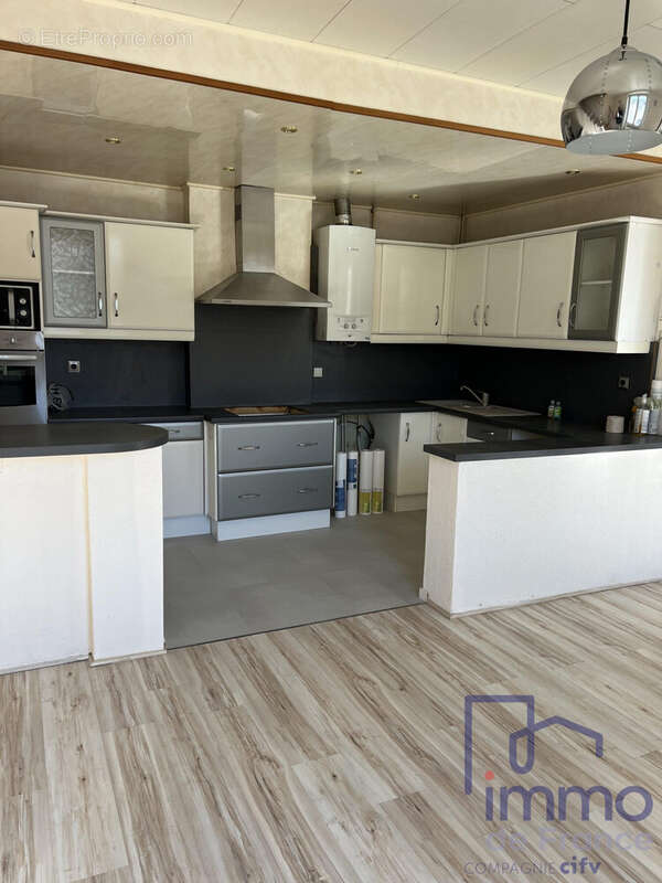 Appartement à LA RICAMARIE