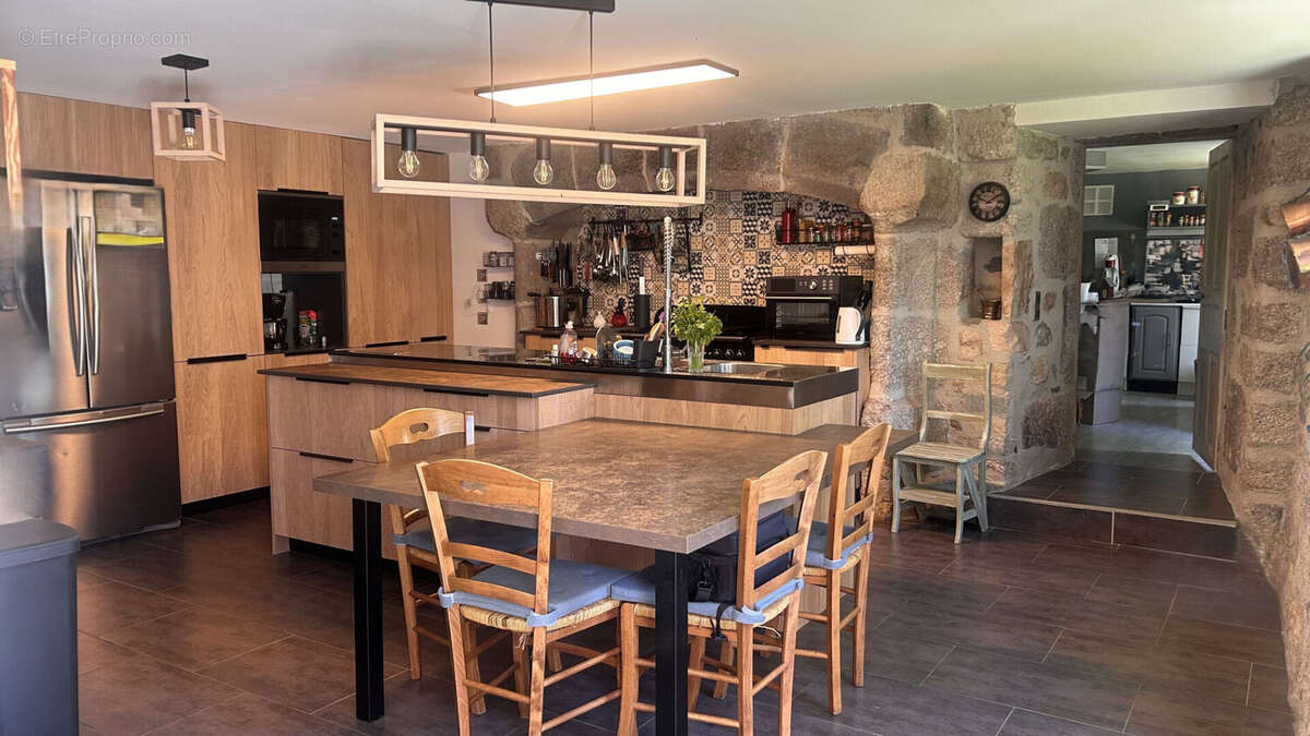 Corps de ferme restauré - Idéal gîtes ou grande famille - Golf - Proche Laguiole - photo 2