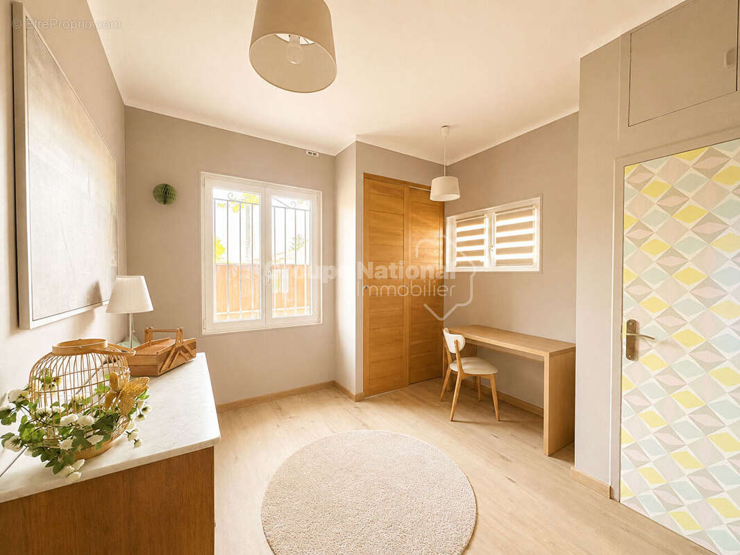 Maison Gignac La Nerthe 5 pièce(s) 110 m2 - photo 7