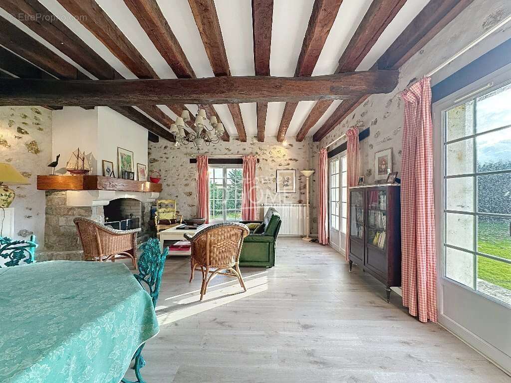 Maison à LA FERTE-GAUCHER